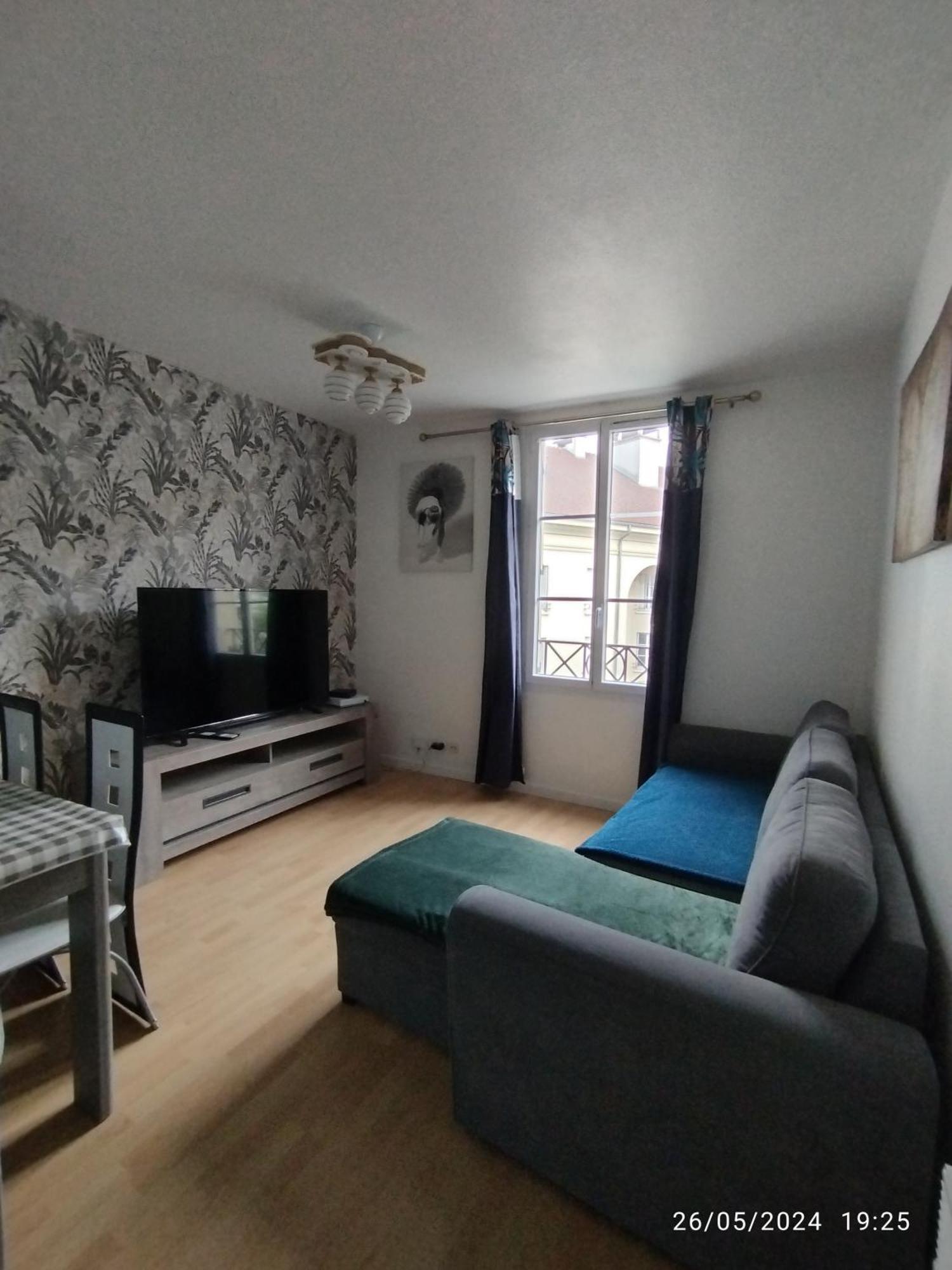 Appartement Situe Place Toscane A 5 Min De Disney Serris Exterior photo